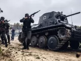 Кадры к сериалу "Рослый"