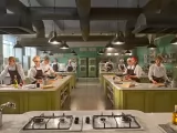 Превью кадра #259933 из сериала "Кулинарный техникум"  (2025)