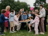 Превью кадра #262308 из сериала "Родители родителей"  (2024-2025)