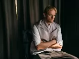 Превью кадра #262443 из сериала "Полдень"  (2026)