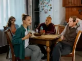 Превью кадра #263017 из сериала "Осторожно, люди!"  (2025)