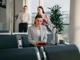 Превью кадра #263872 из сериала "Постучись в мою дверь в Москве"  (2024-2025)