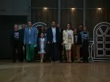 Превью кадра #264907 из сериала "Мой папа - мэр"  (2025)