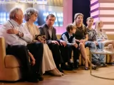 Превью кадра #264958 из сериала "Кузнецовы ТВ"  (2025)