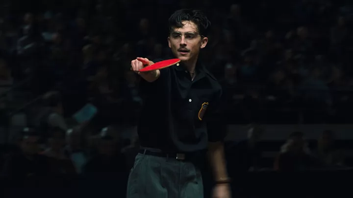 Тимоти Шаламе в дублированном трейлере фильма "Марти Великолепный"