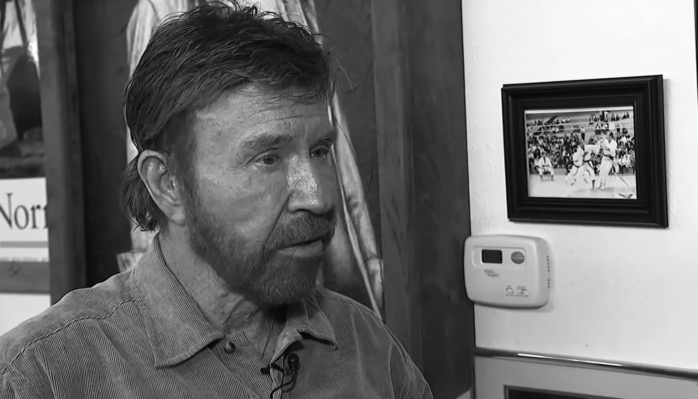 Коллеги Чака Норриса почтили его память