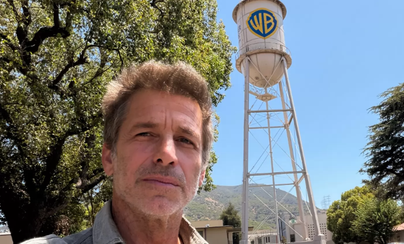 Зака Снайдера вернули в Warner Bros.? Что об этом известно