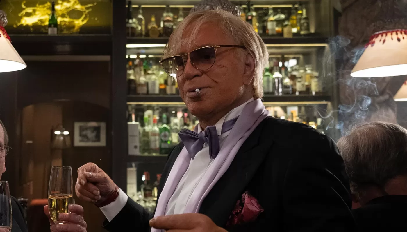 Микки Рурк попросил помощи у фанатов под угрозой выселения