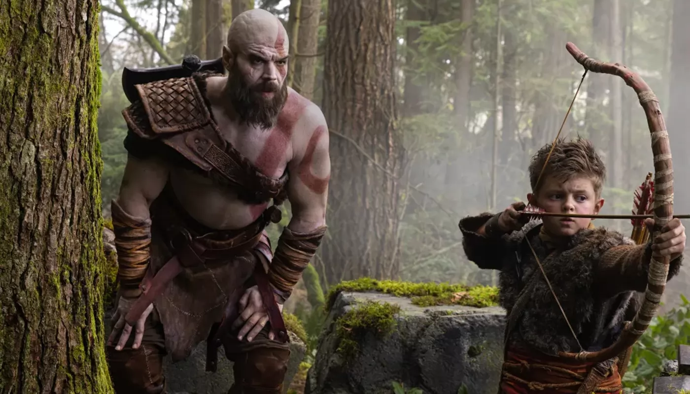 Представлен первый кадр из сериала Бог войны с Райаном Херстом