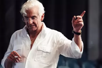 Брэдли Купер работает над "сжигающим его изнутри" проектом