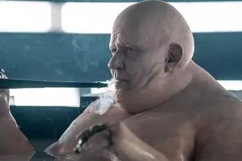 Стеллан Скарсгард раскритиковал США за претензии на Гренландию