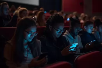 Американские студенты теряют способность смотреть фильмы