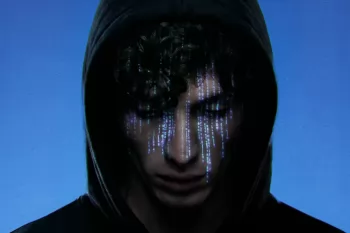 Марк Эйдельштейн сыграет в сериале "Хакеры" с Иваном Янковским