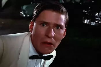 На звезду фильма "Назад в будущее" подали в суд за избиение