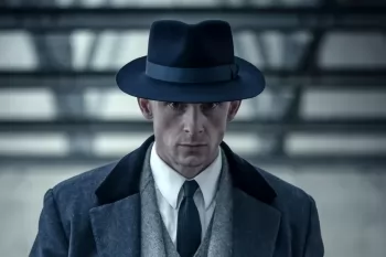 Netflix представил главного героя сиквела "Остры козырьков"