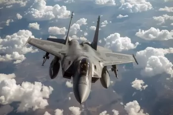 Майкл Бэй снимет фильм о военной операции США в Иране