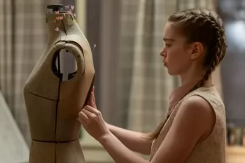 Представлены первые кадры из сериала "Кэрри" по Стивену Кинга