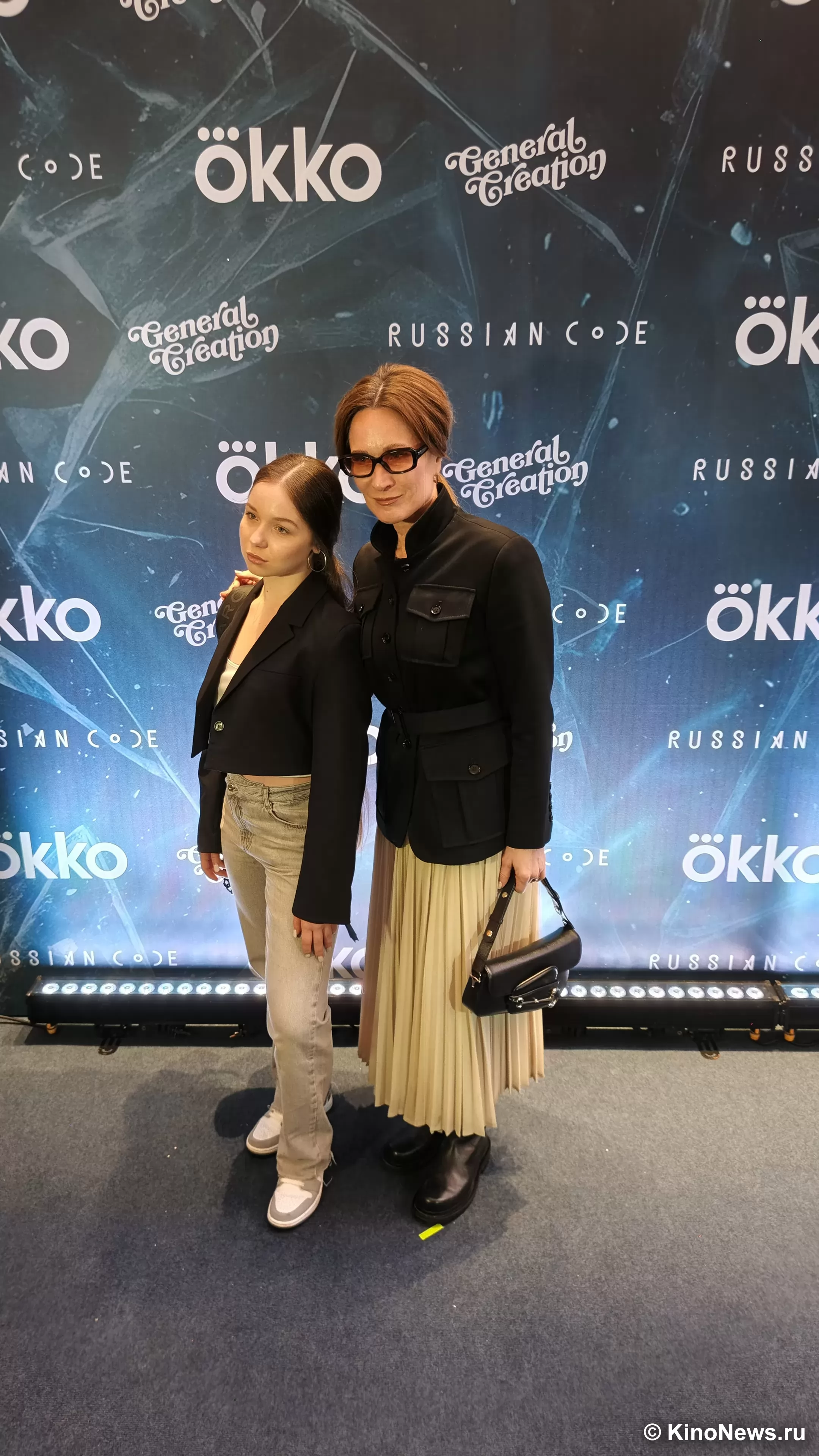 Фотография N 270889 из фотогалереи "Премьера сериала "На льду" в Москве"