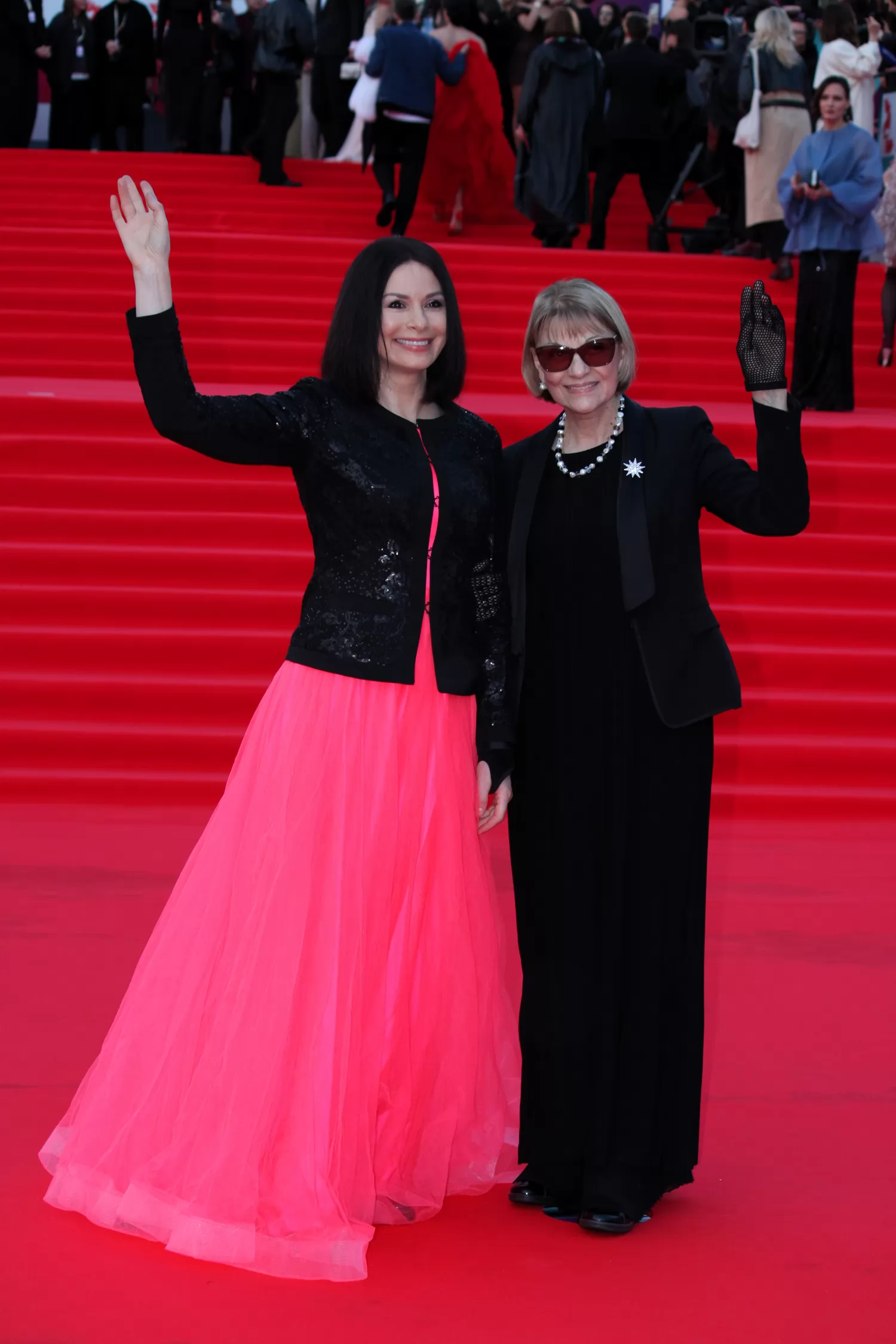 Фотография N 272480 из фотогалереи "Церемония открытия 48-го Московского кинофестиваля"