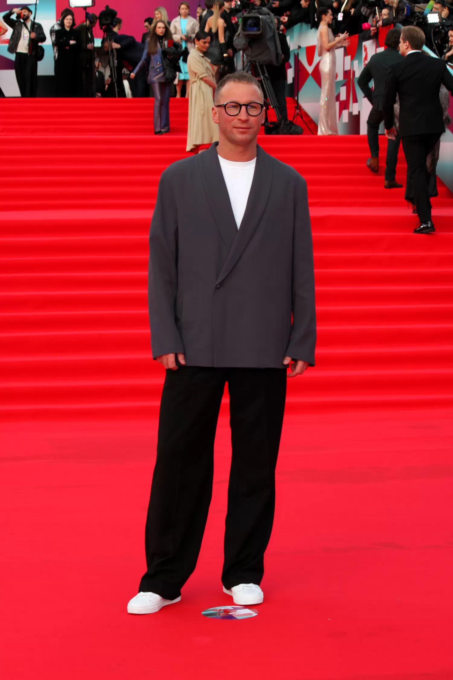 Фотография N 272400 из фотогалереи "Церемония открытия 48-го Московского кинофестиваля"