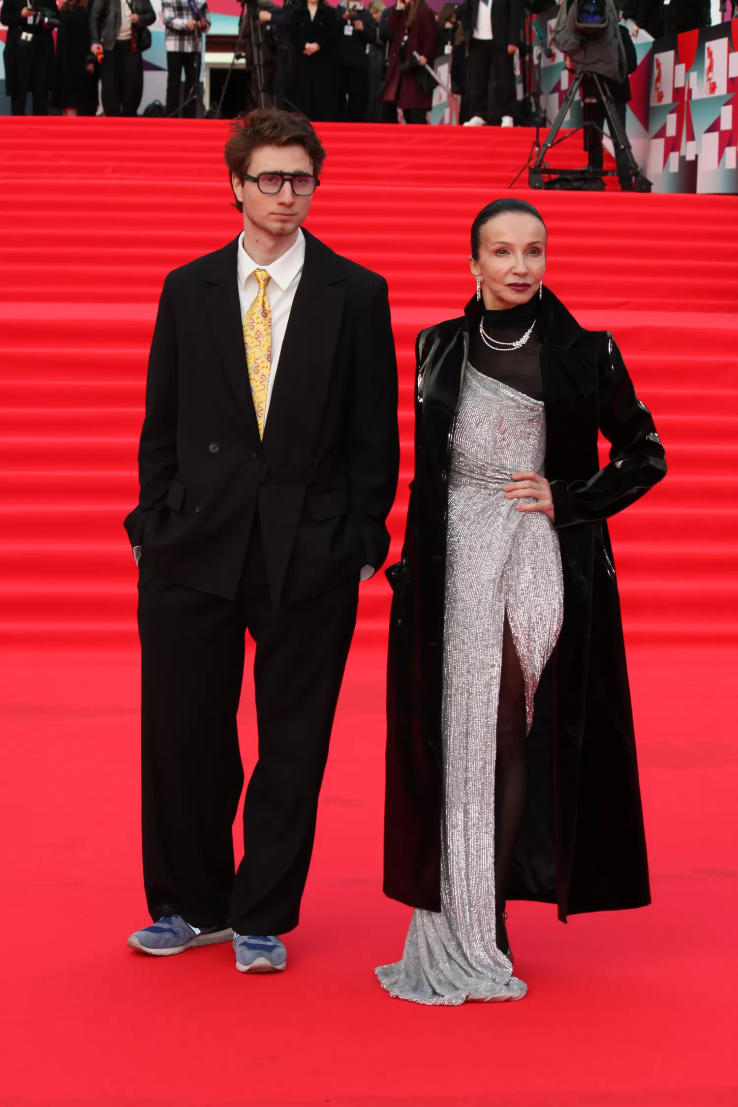 Фотография N 272403 из фотогалереи "Церемония открытия 48-го Московского кинофестиваля"