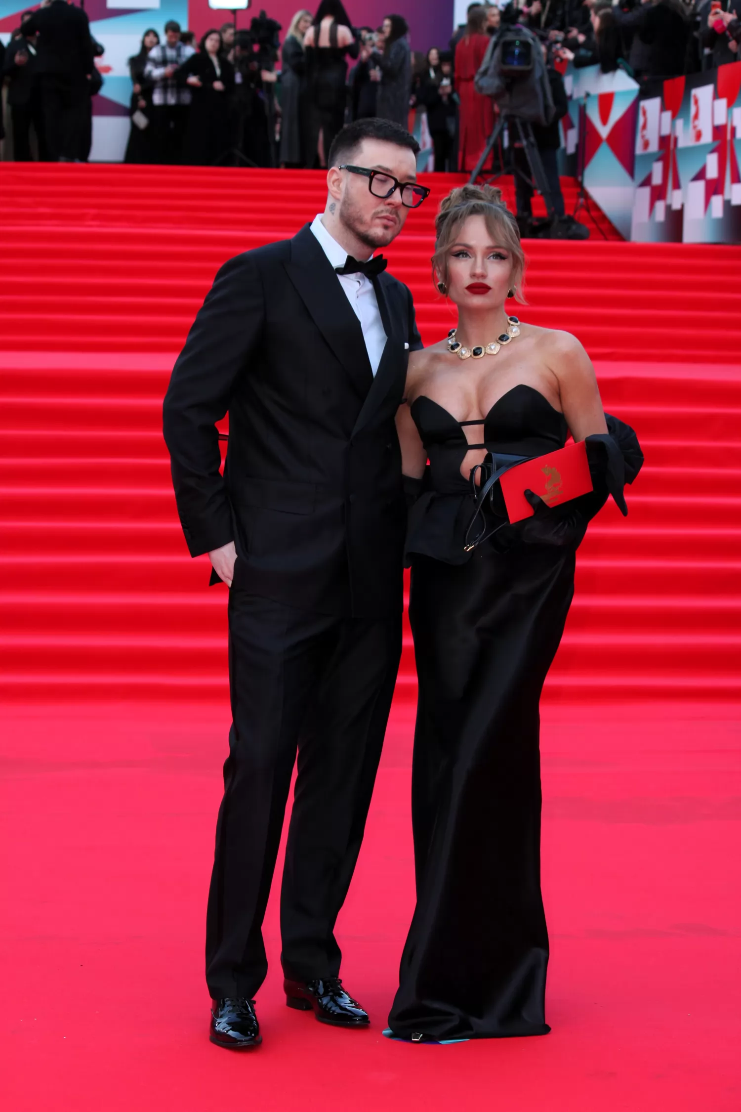 Фотография N 272428 из фотогалереи "Церемония открытия 48-го Московского кинофестиваля"