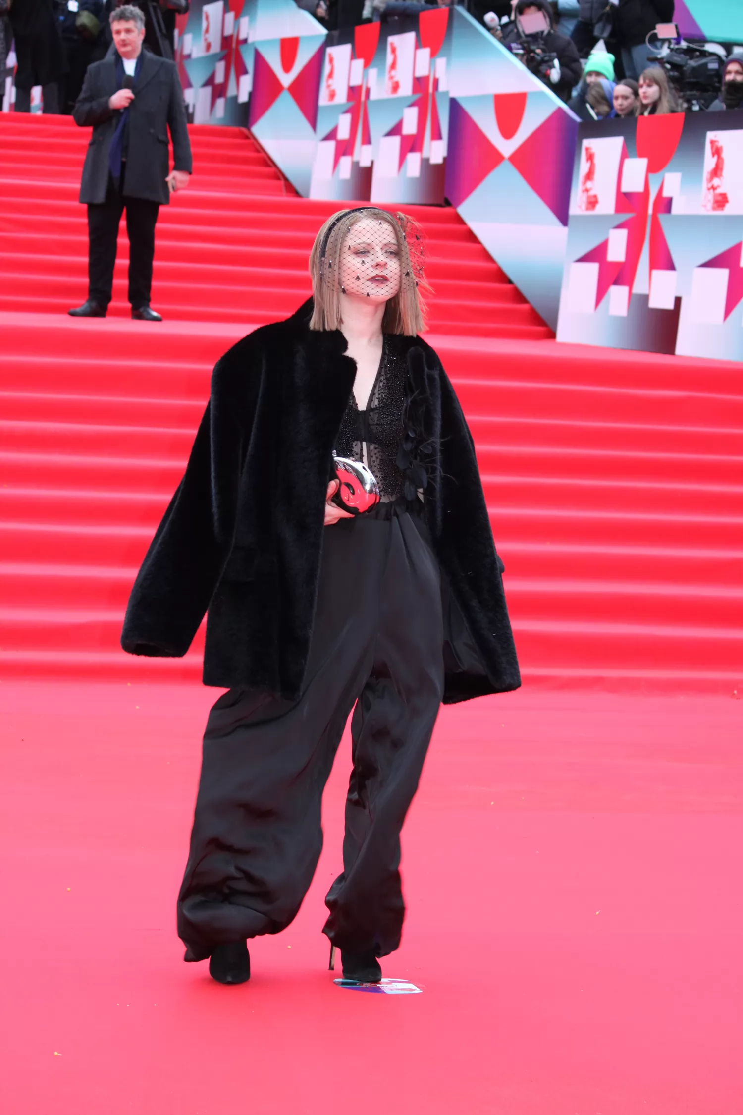 Фотография N 272779 из фотогалереи "Церемония закрытия 48-го Московского кинофестиваля"