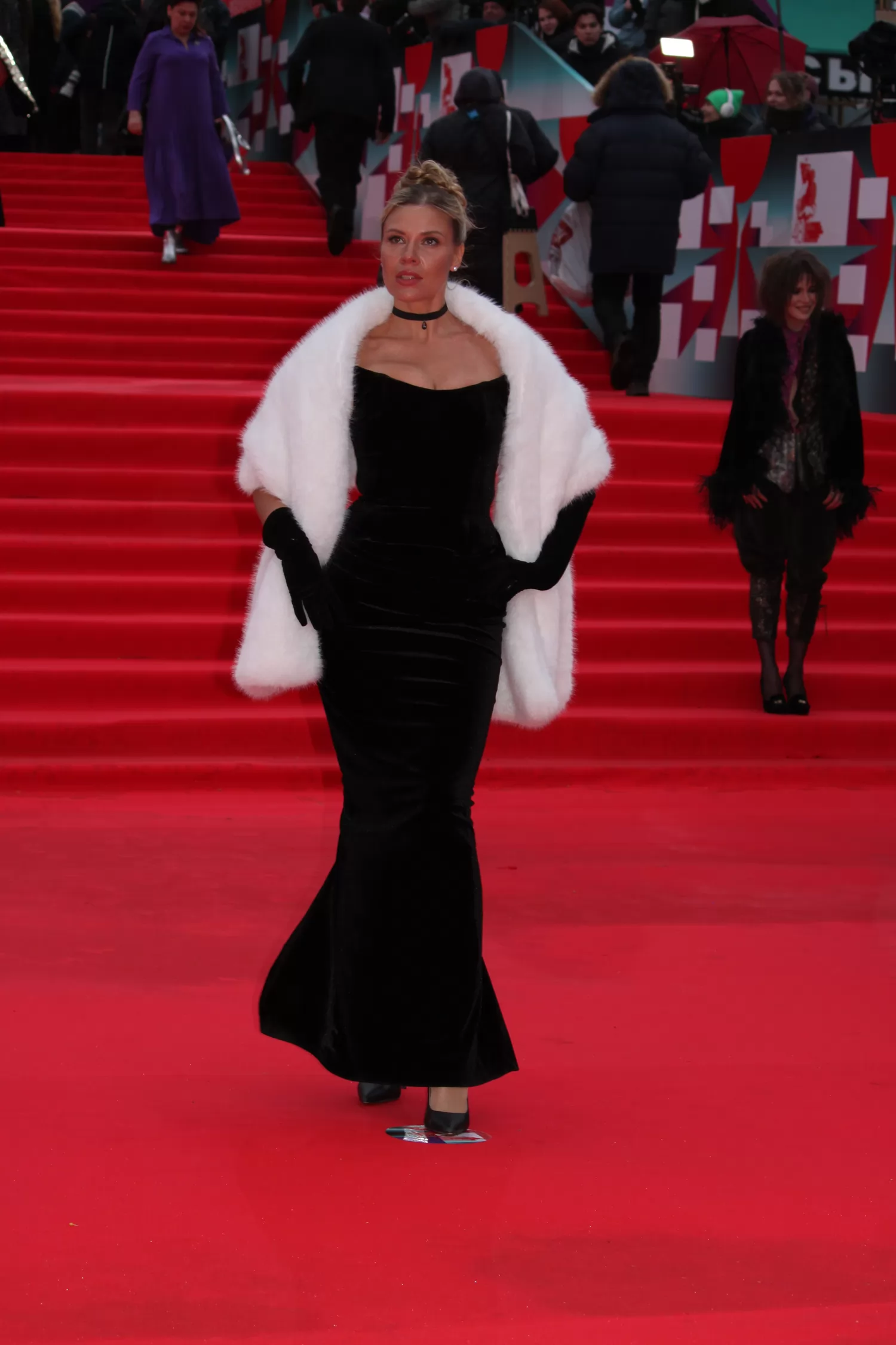 Фотография N 272788 из фотогалереи "Церемония закрытия 48-го Московского кинофестиваля"