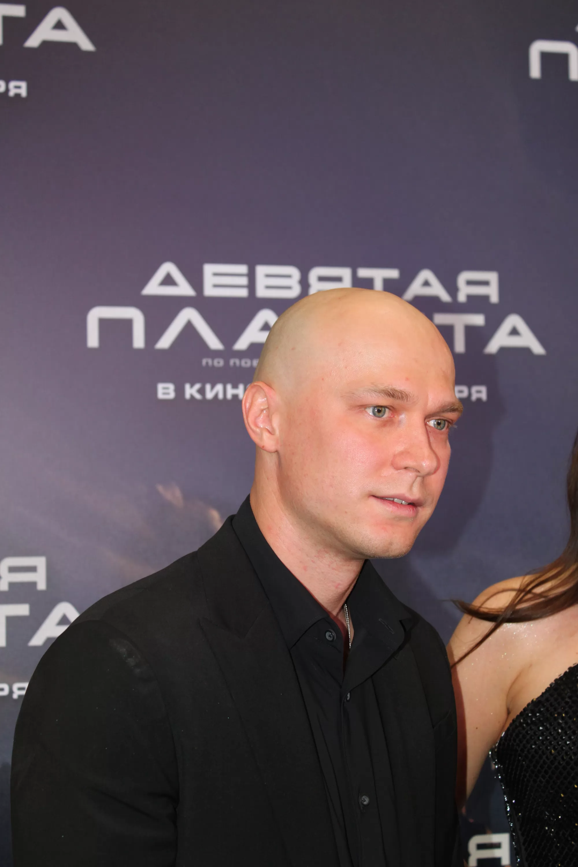 Фотография N 277734 из фотогалереи "Юра Борисов, Алексей Серебряков на премьере фильма "Девятая планета""