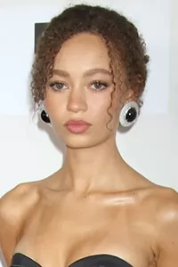 Нико Паркер (Nico Parker) Нико Паркер (Nico Parker)