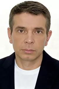 Александр Овчинников