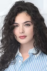 Дева Кассель (Deva Cassel)