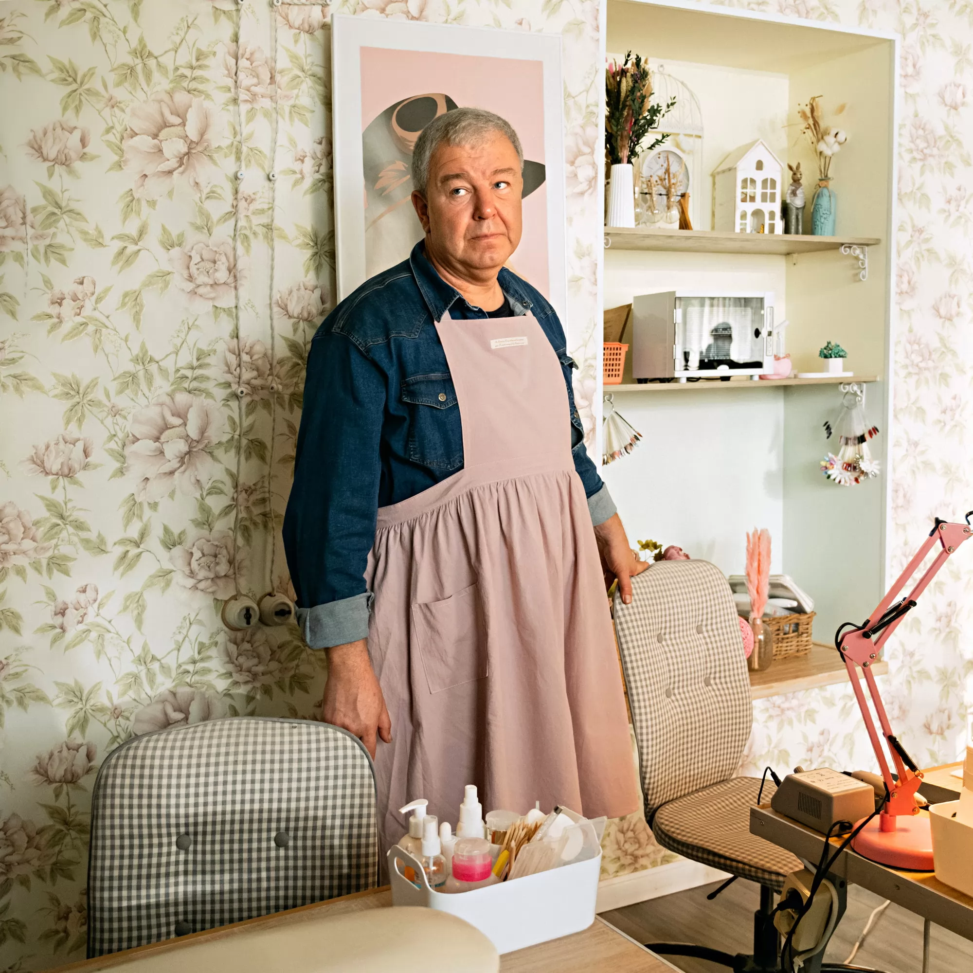 Сериал Мистер Ноготь (2026). Кадр N269119