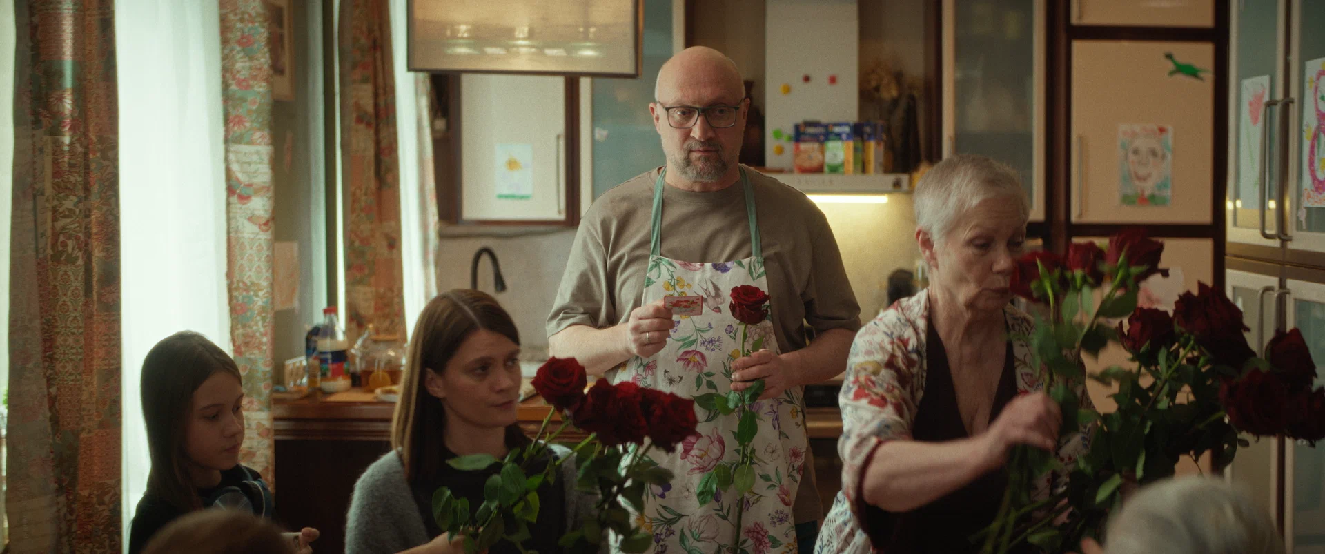 Фильм Тюльпаны (2026). Кадр N269187