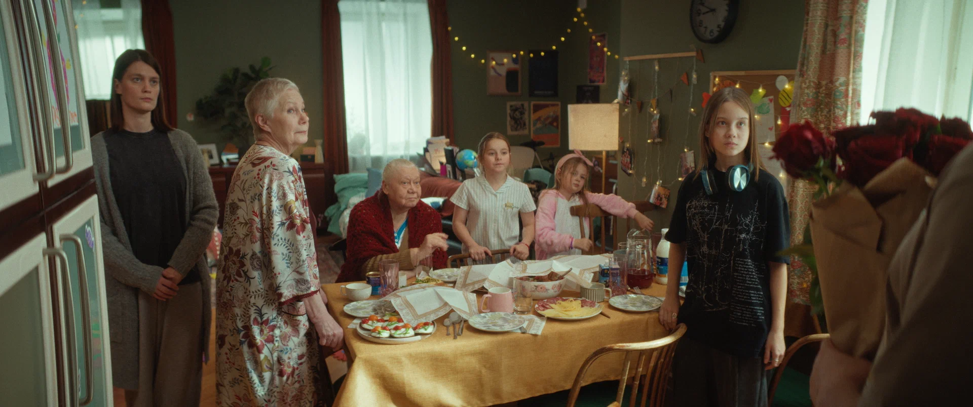 Фильм Тюльпаны (2026). Кадр N269188