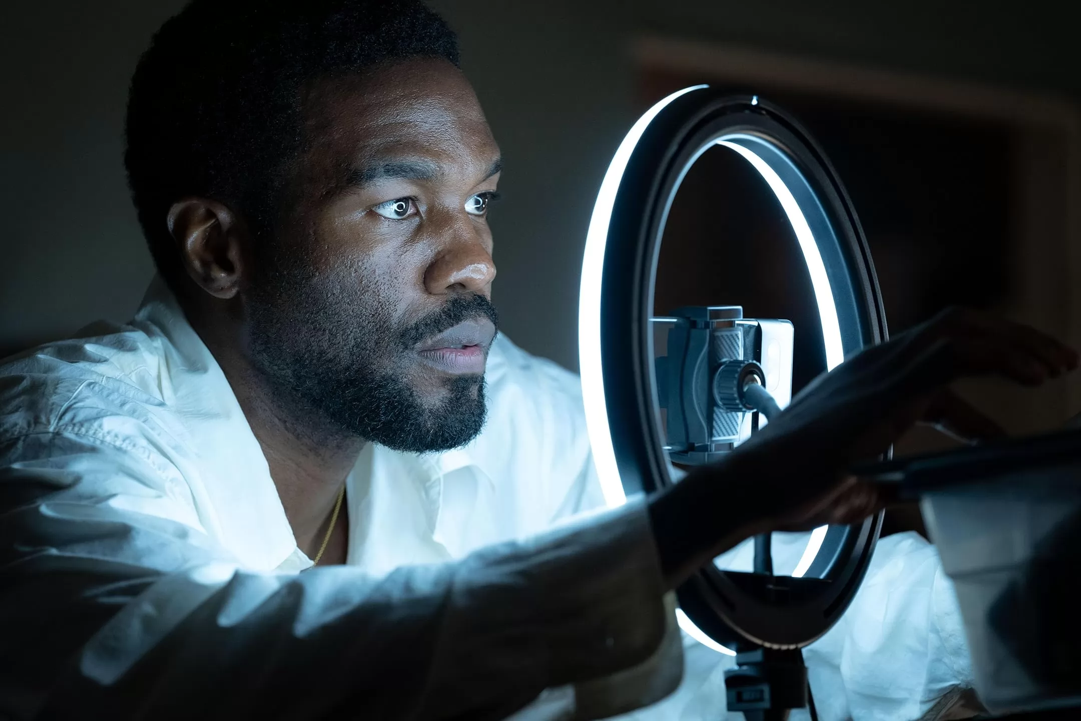 Сериал Чудо-человек (2026). Кадр N269192