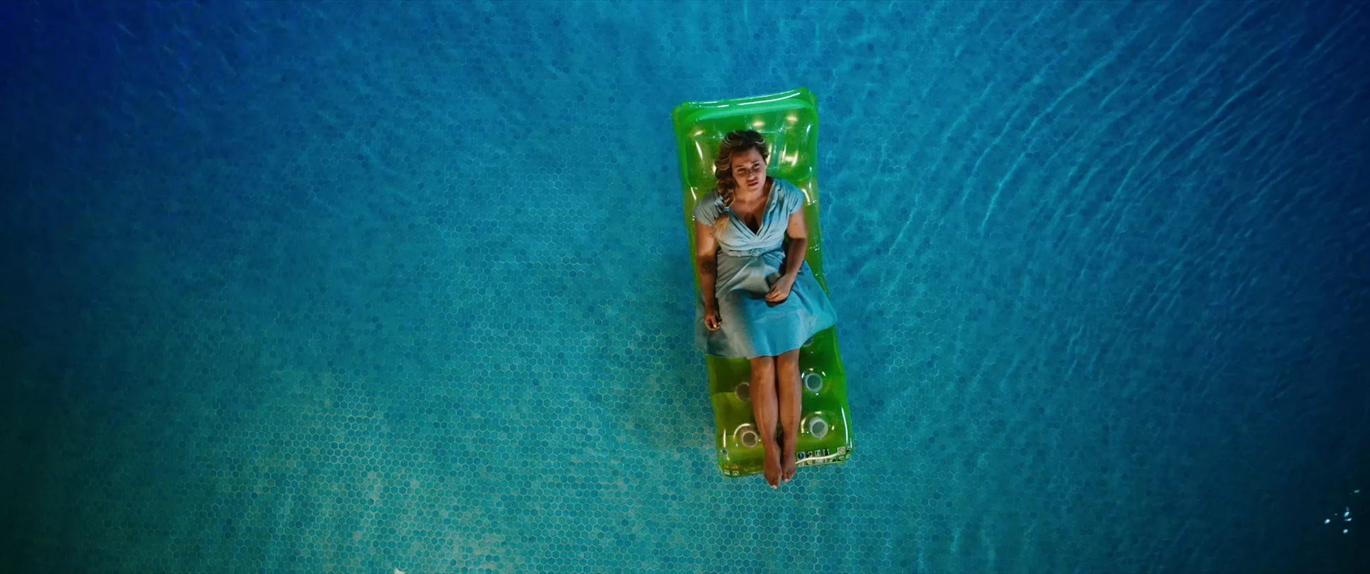 Фильм Любовный переполох (2025). Кадр N269365