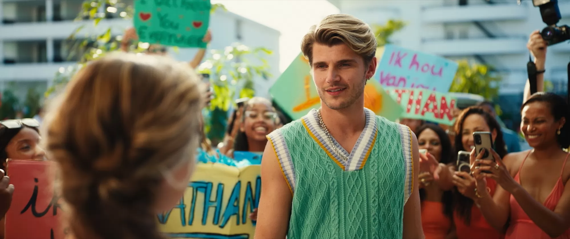 Фильм Любовный переполох (2025). Кадр N269352