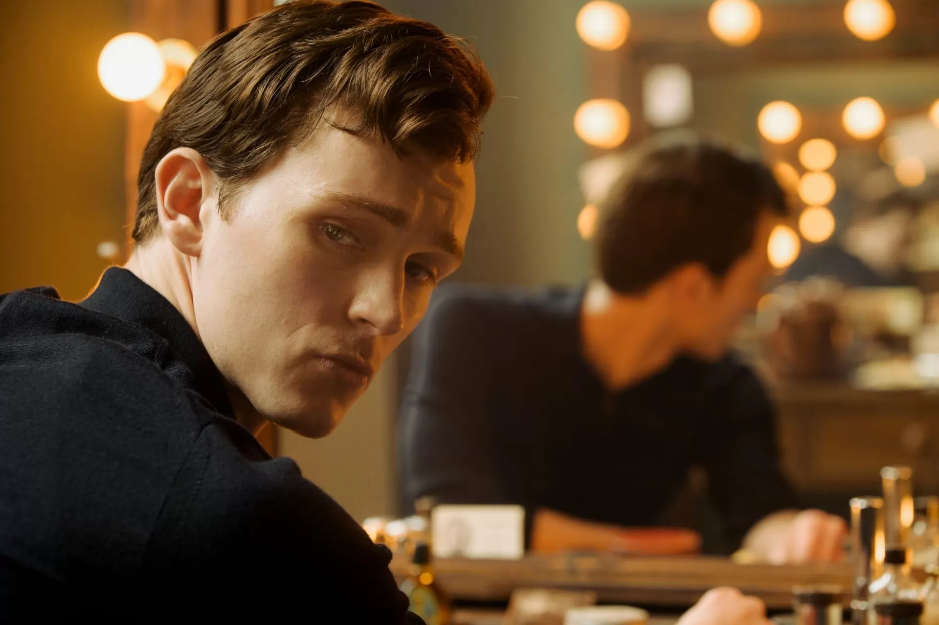 Фильм Мистер Бертон (2025). Кадр N269674