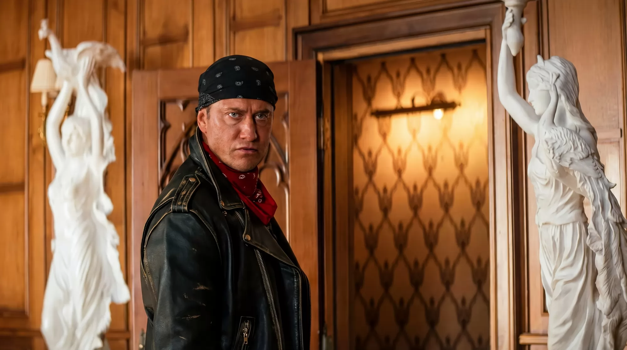 Фильм Приключения желтого чемоданчика (2026). Кадр N269961