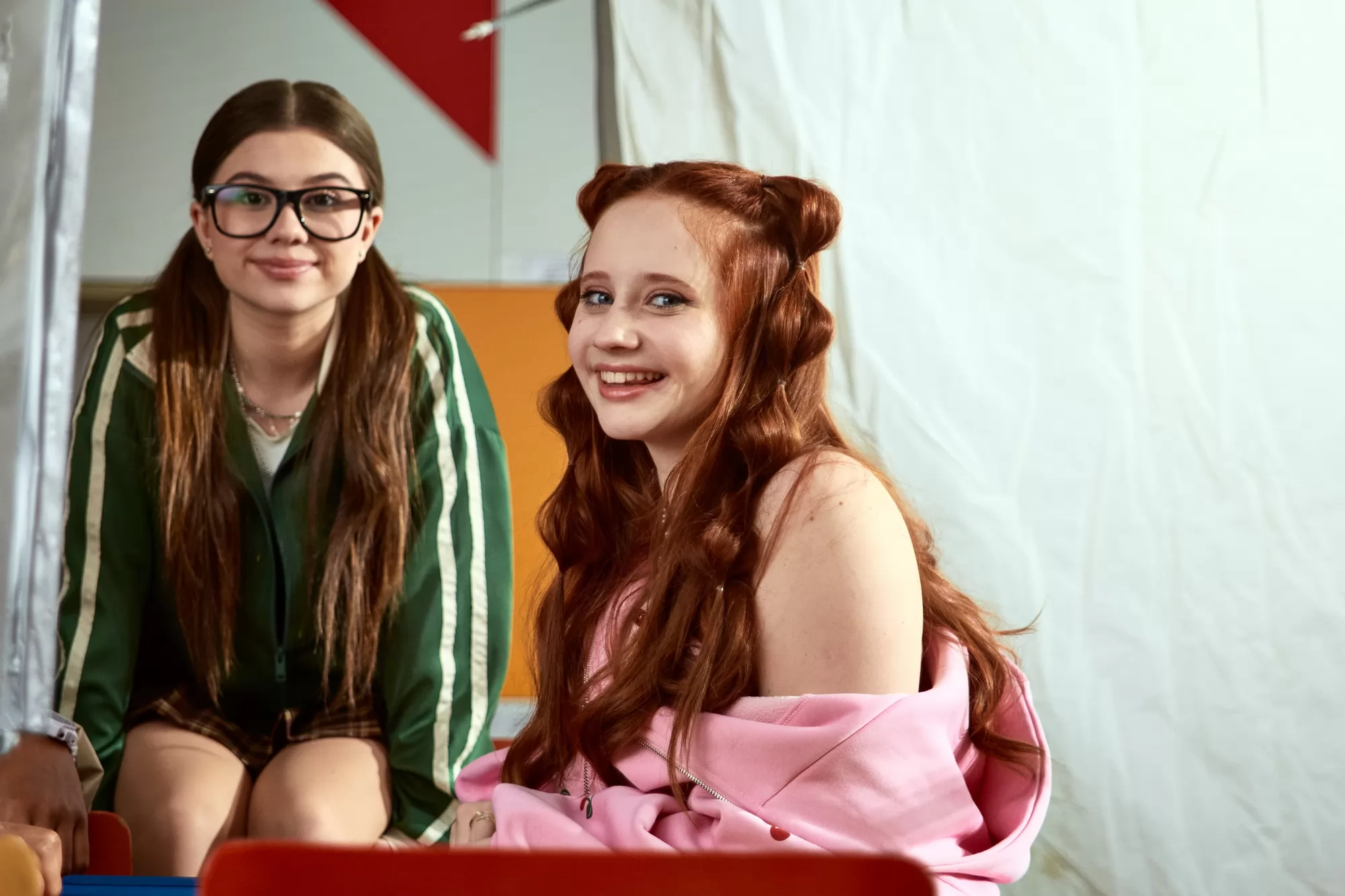 Сериал Двойная жизнь Ми (2026). Кадр N270703