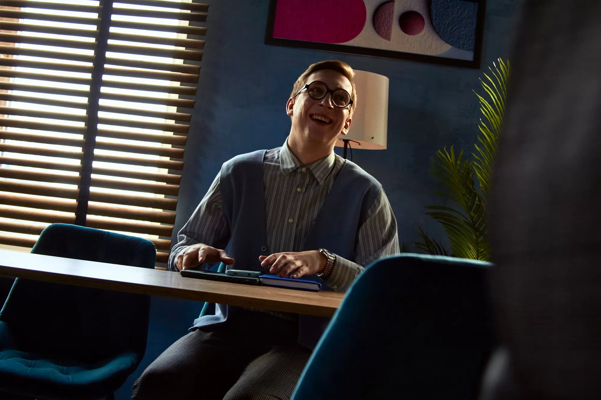 Сериал Двойная жизнь Ми (2026). Кадр N270690