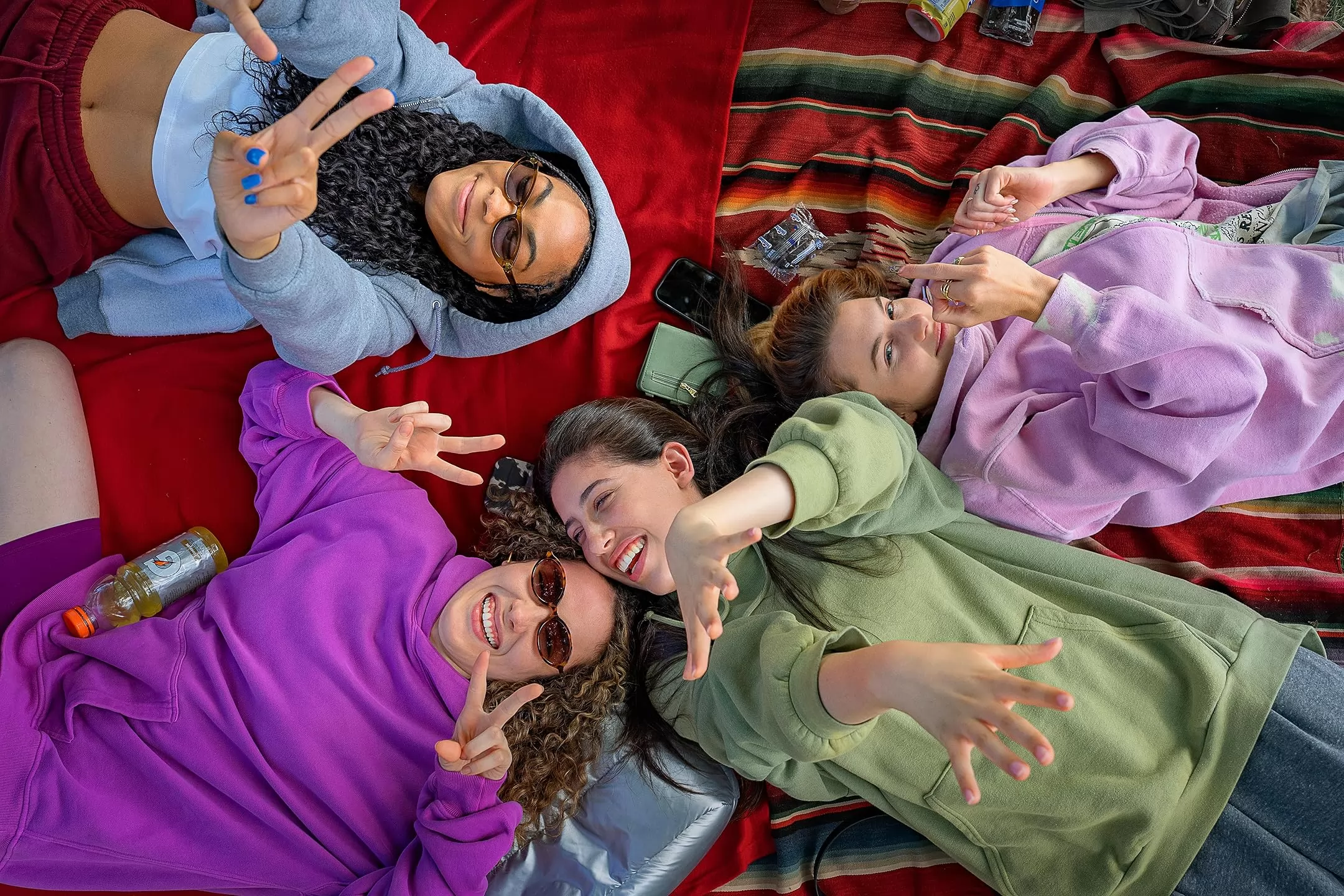 Фильм Соседки по комнате (2026). Кадр N270966