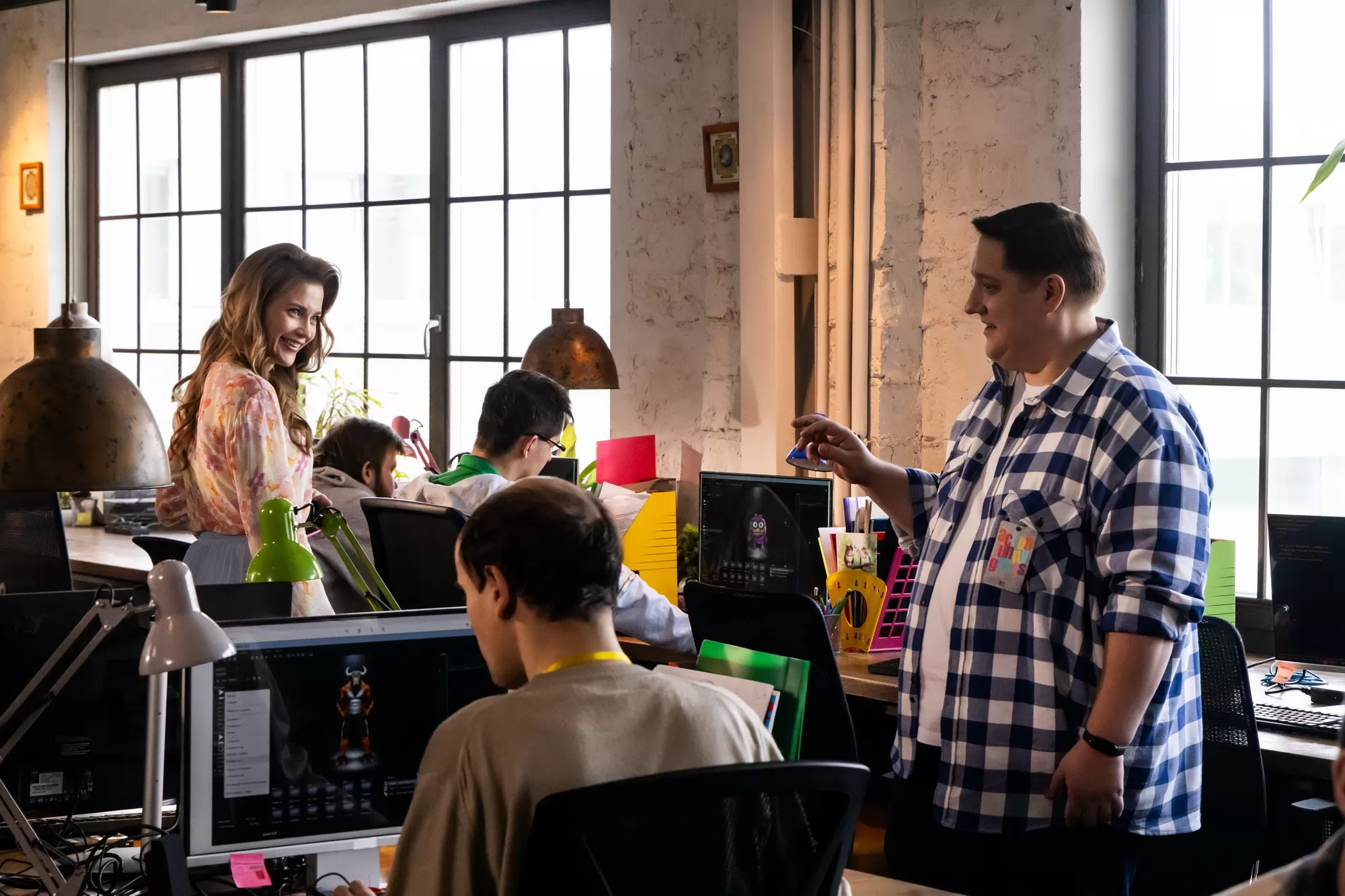 Сериал Большой человек (2026). Кадр N271399