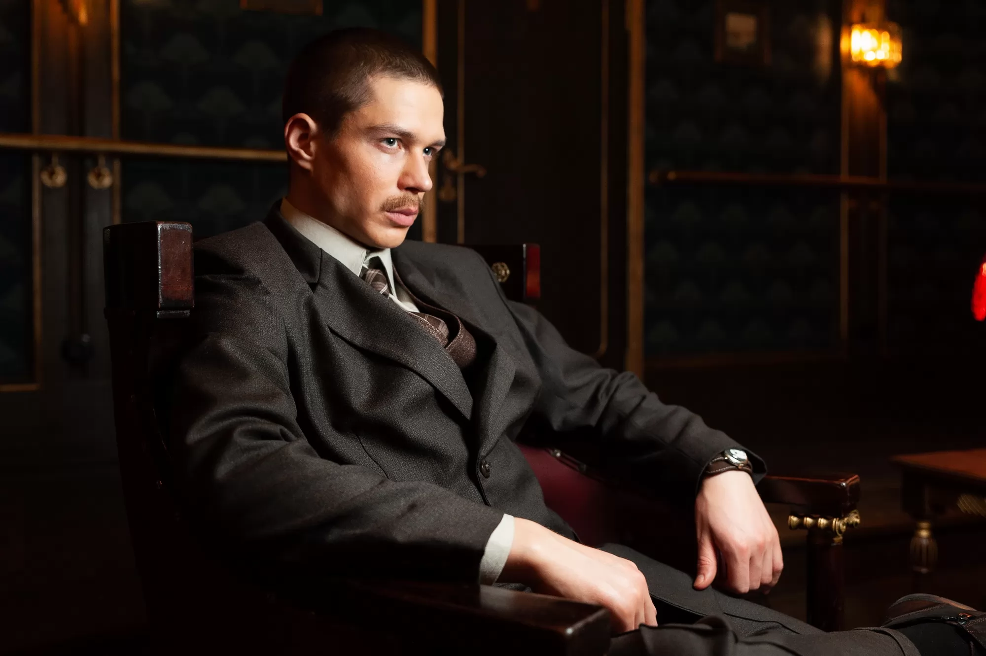 Фильм Черный шелк (2027). Кадр N271441