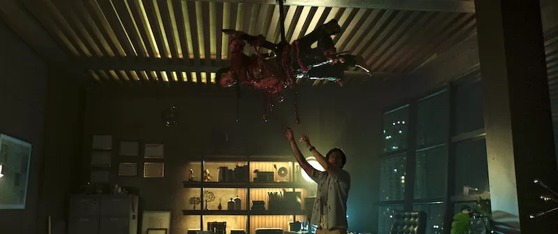 Фильм Призрак в клетке (2026). Кадр N271890