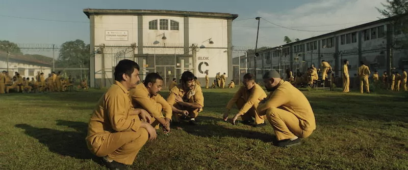 Фильм Призрак в клетке (2026). Кадр N271891