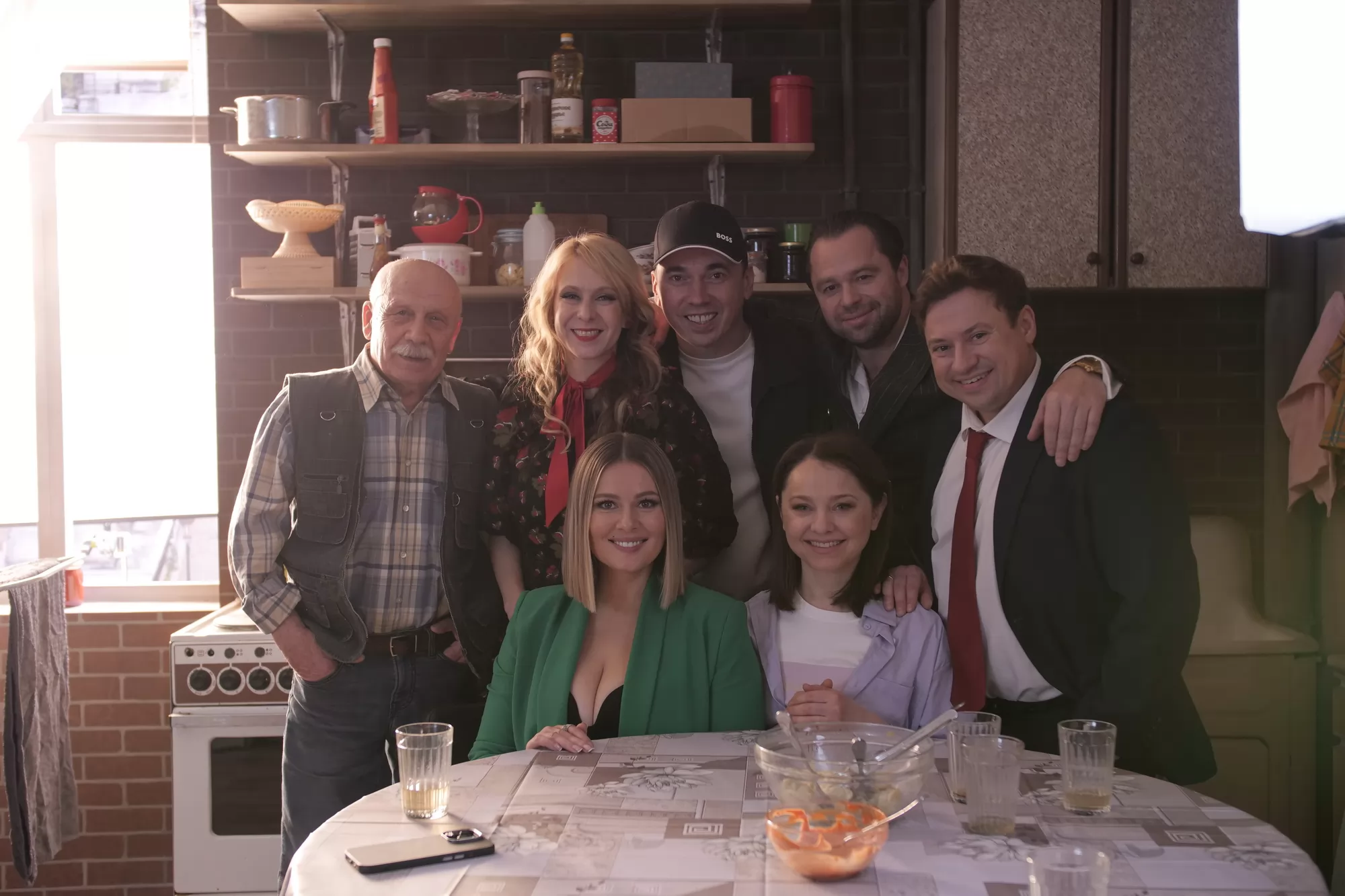 Сериал Универ. 15 лет спустя (2026). Кадр N271922