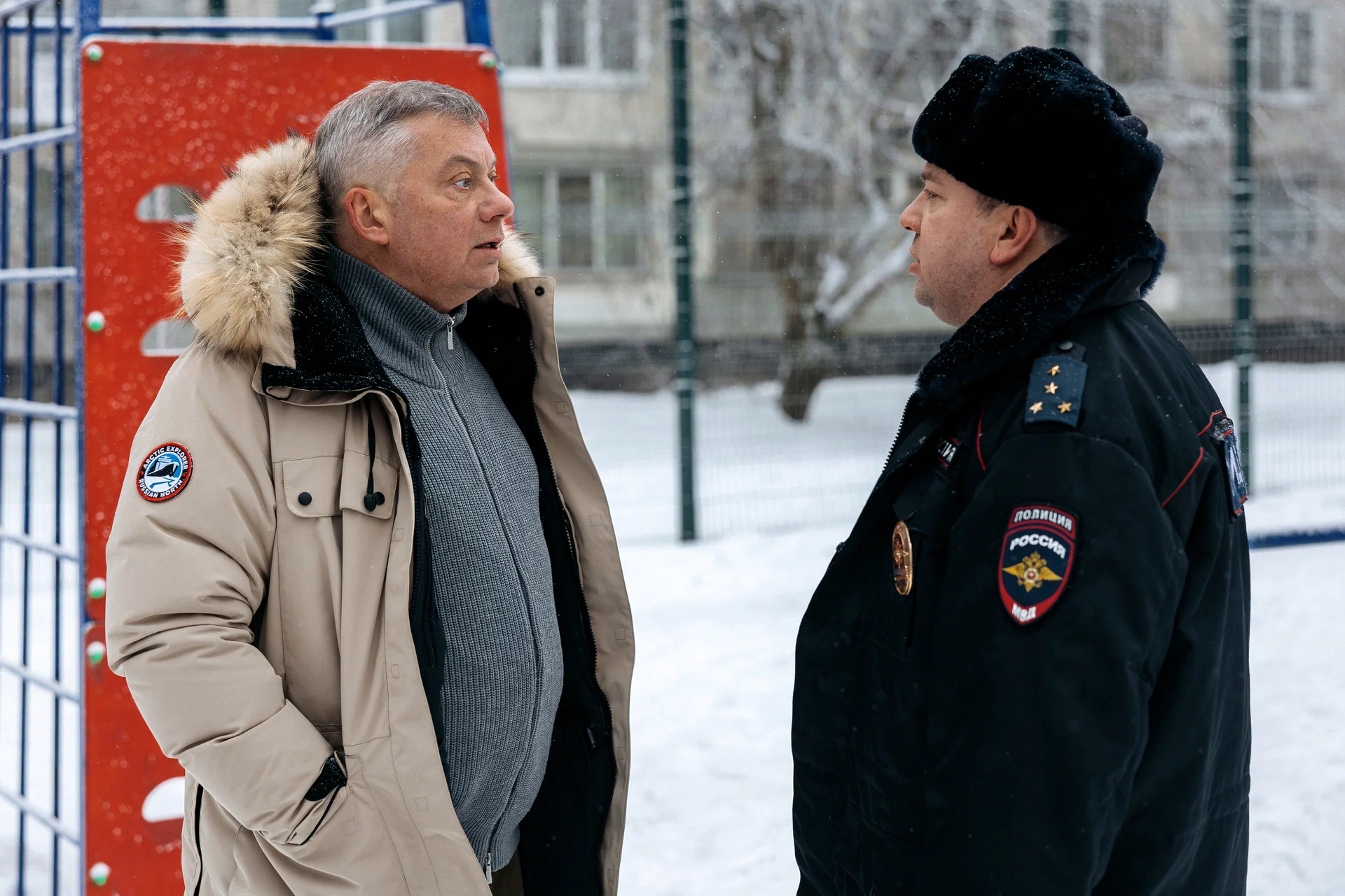 Сериал Лифт (2026). Кадр N271965