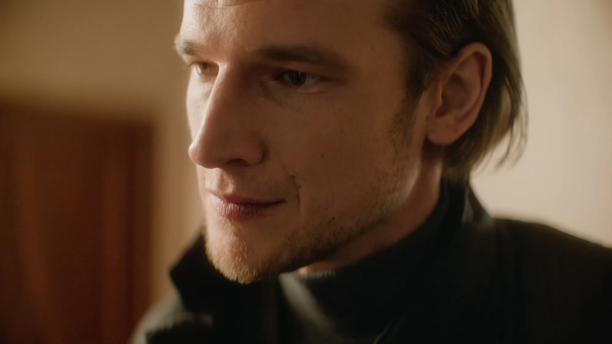 Сериал Выход (2026). Кадр N272093